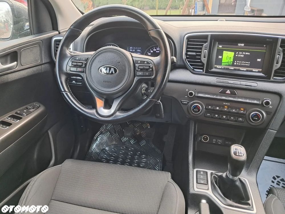 Kia Sportage 1.6 GDI Business Line M 2WD - 9