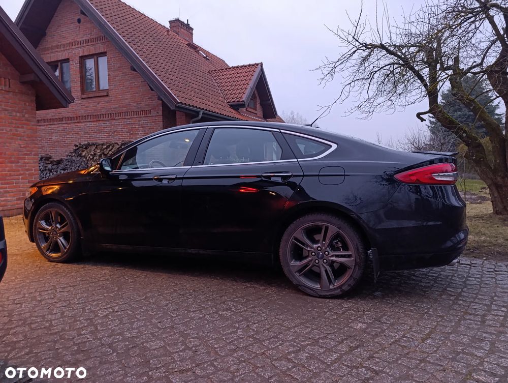 Ford Fusion - 14