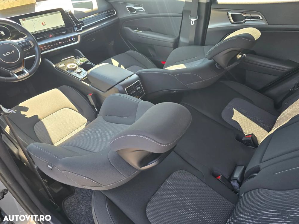 Kia Sportage 1.6 T-GDI HEV 6AT 4x2 Business Line - 10