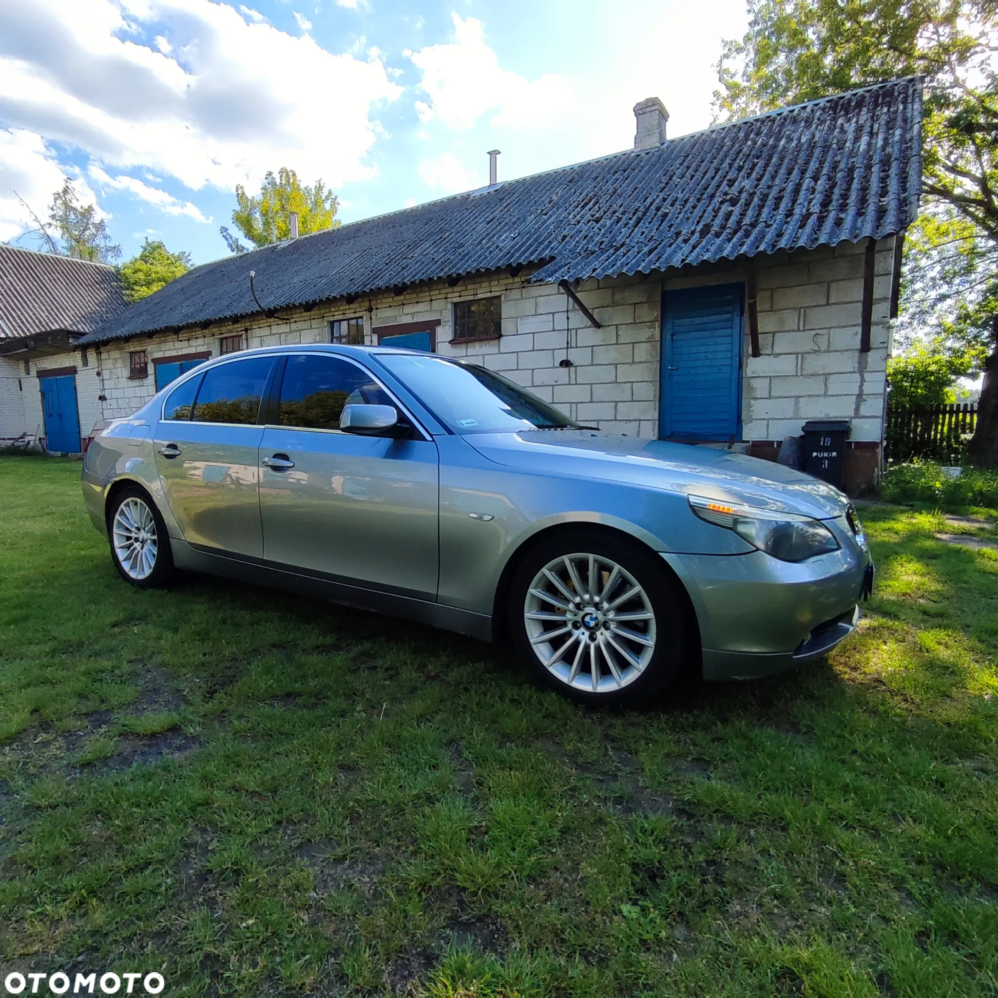 BMW Seria 5 525d Touring - 15