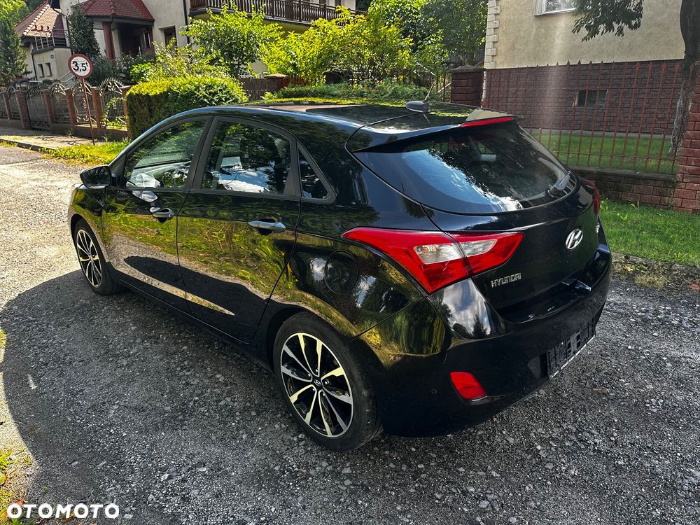 Hyundai i30 1.4 Premium - 12