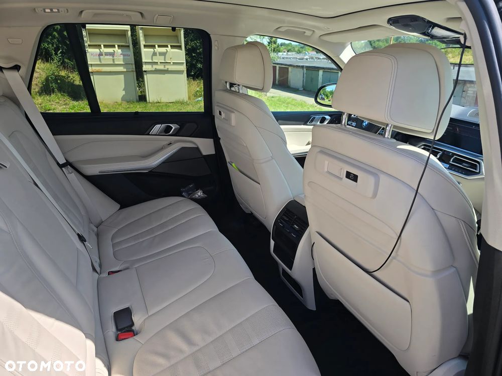 BMW X5 xDrive40i sport - 12