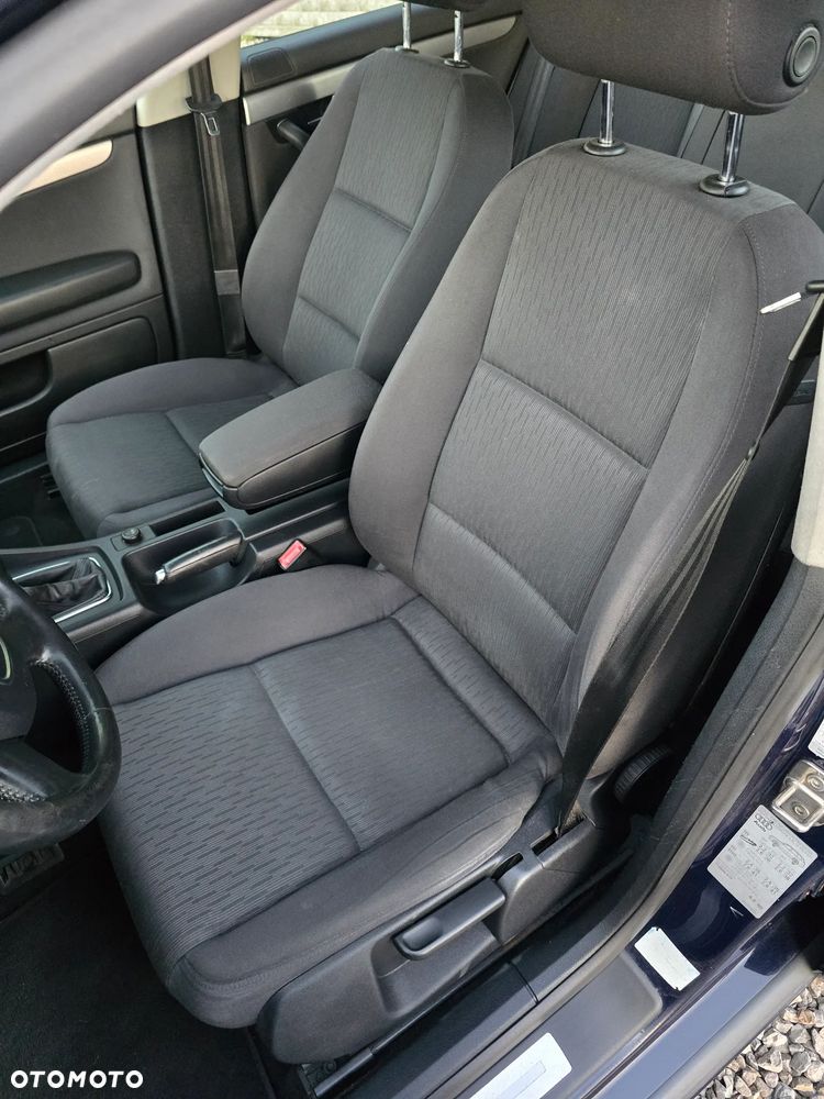 Audi A4 Avant 2.0 TDI DPF - 22