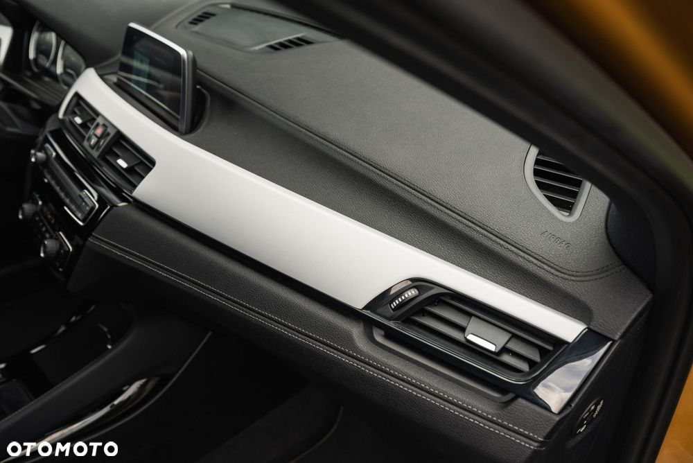 BMW X2 sDrive18i GPF Advantage - 29