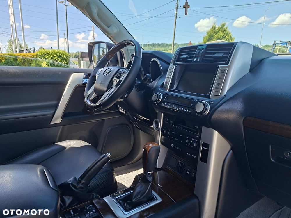 Toyota Land Cruiser LC 3.0 D-4D Prestige - 24