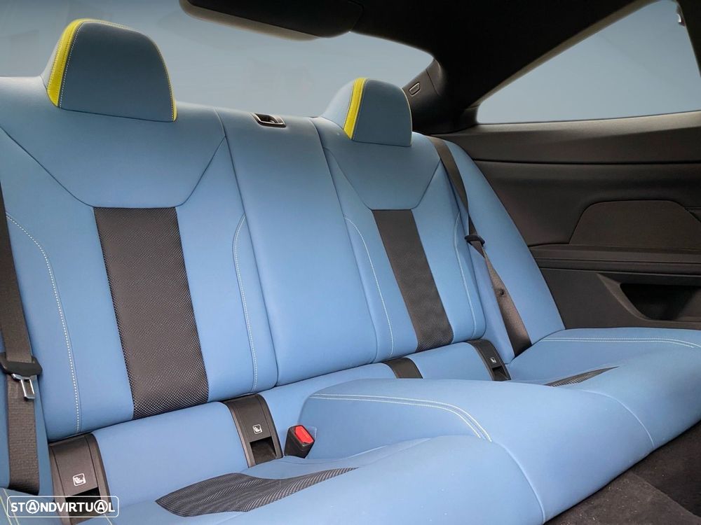 BMW M4 Competition xDrive - 20
