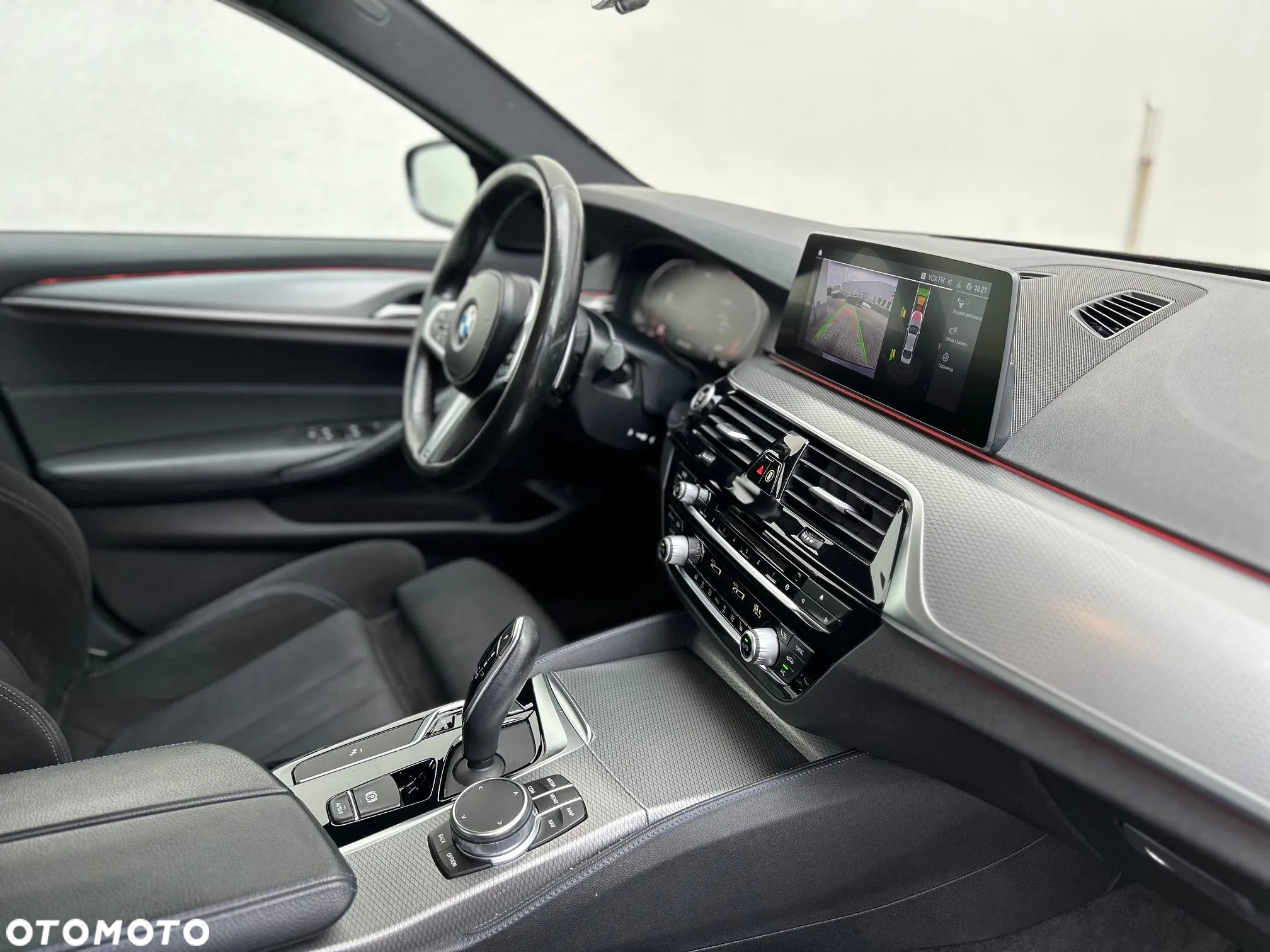 BMW Seria 5 520d xDrive M Sport sport - 11
