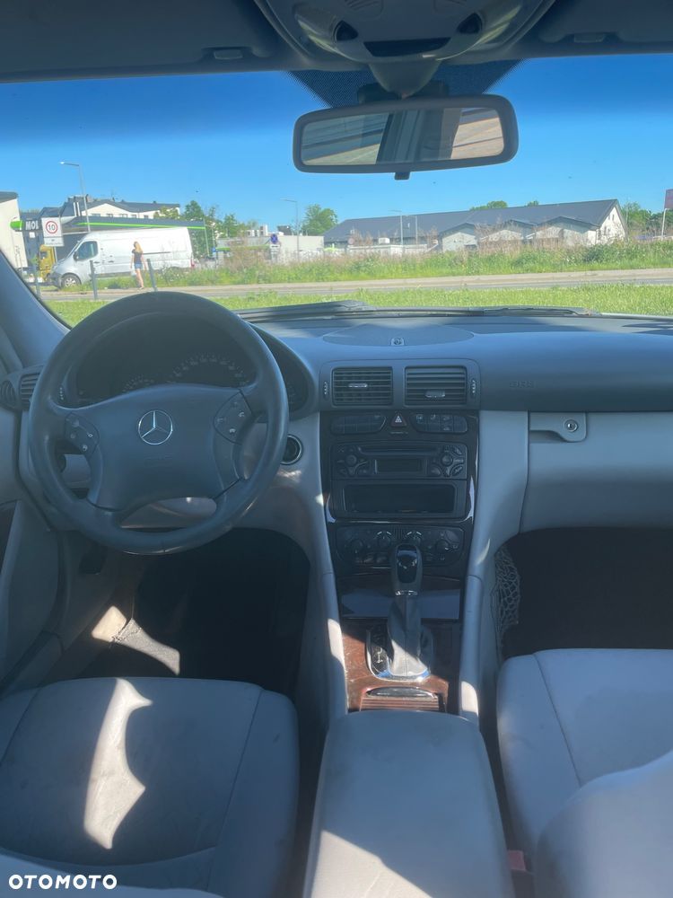 Mercedes-Benz Klasa C - 21