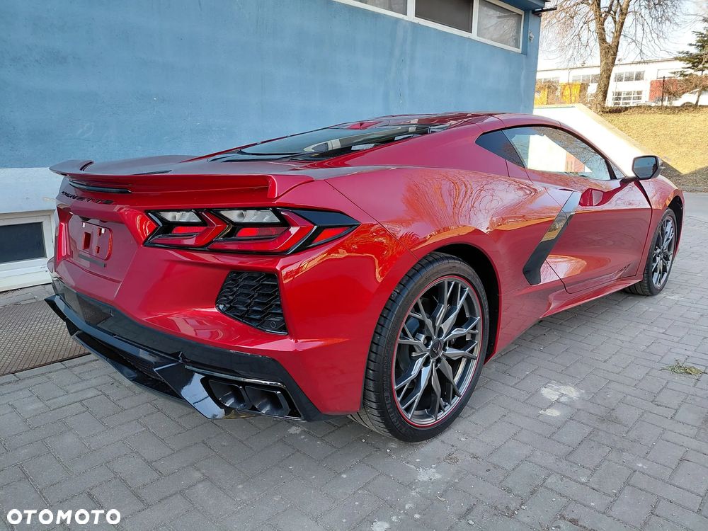 Chevrolet Corvette - 5