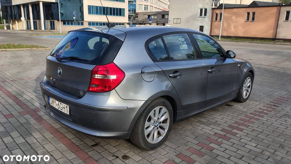 BMW Seria 1 118d DPF - 5