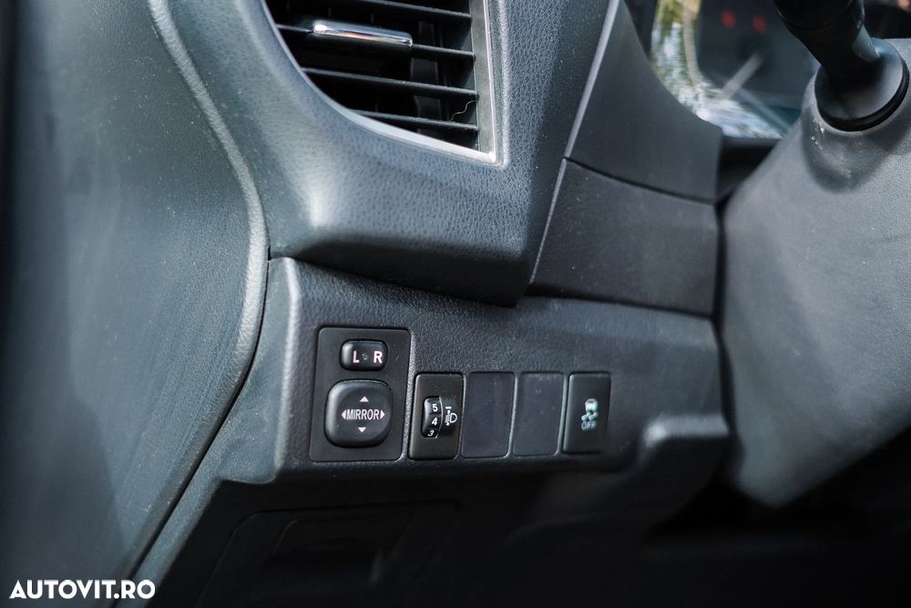 Toyota Corolla 1.6 Valvematic CVT Sol - 33