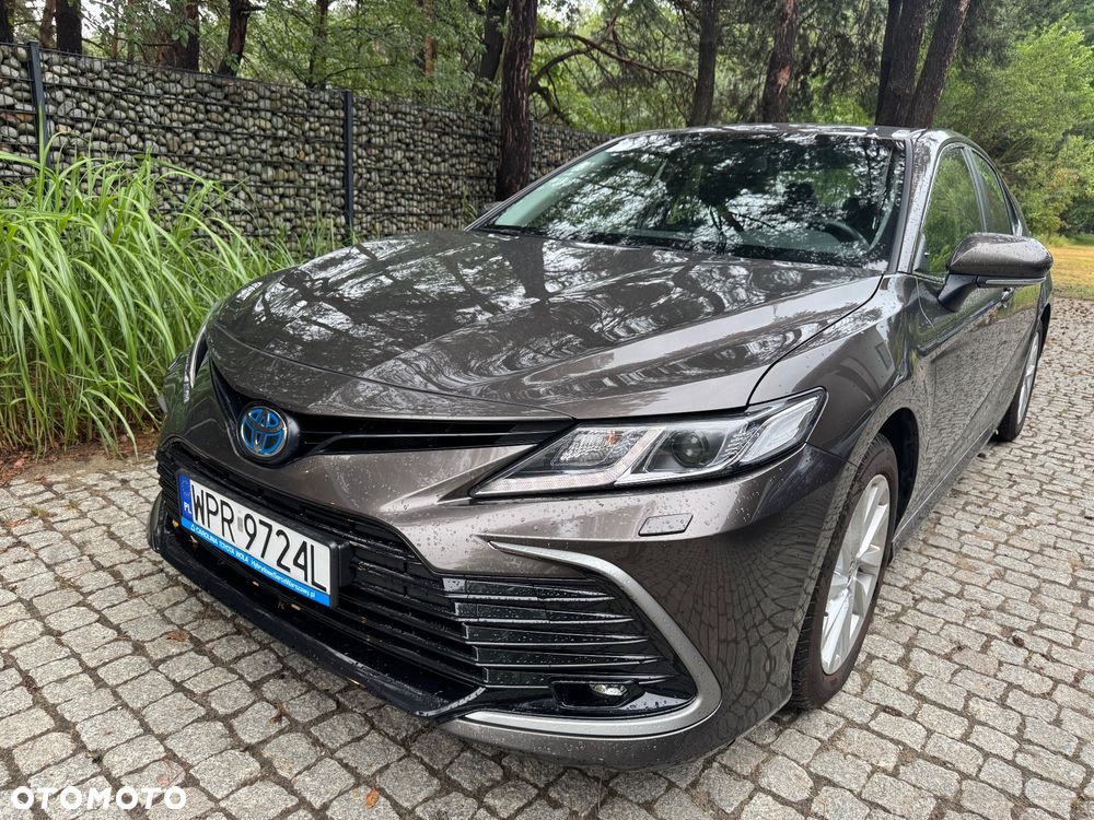Toyota Camry 2.5 Hybrid Comfort CVT - 2
