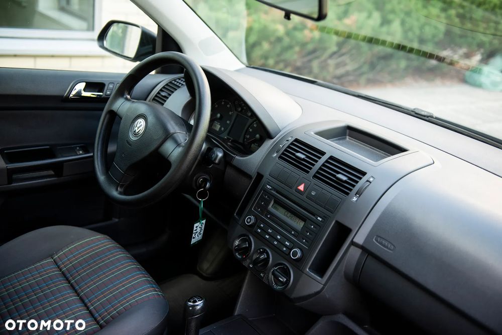 Volkswagen Polo 1.2 Trendline - 25