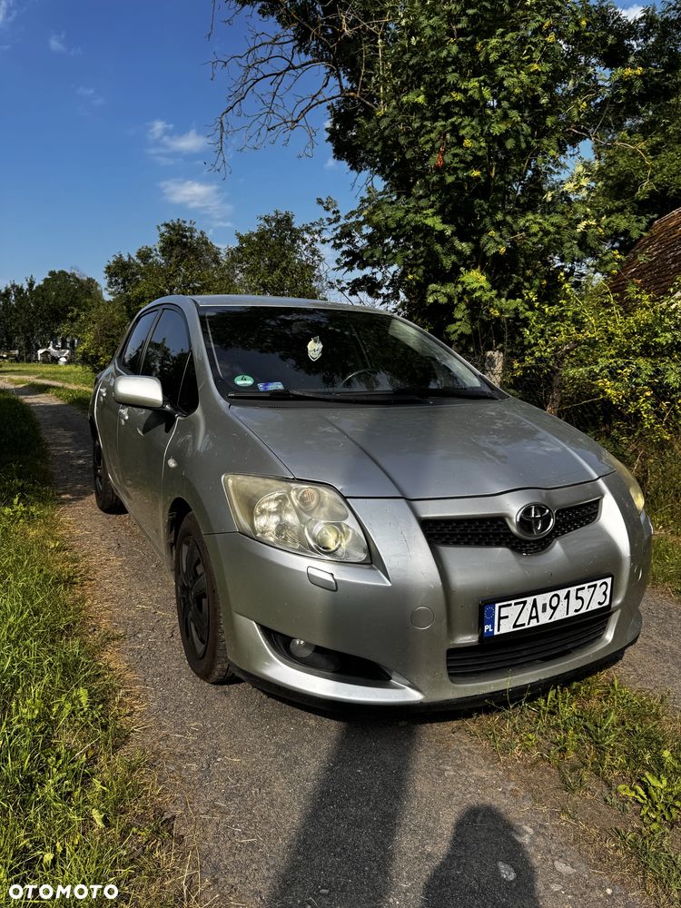 Toyota Auris - 4