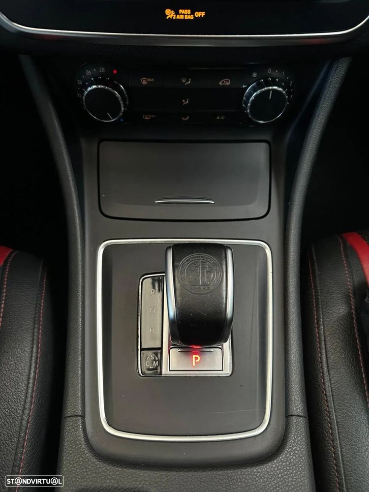 Mercedes-Benz GLA 45 AMG 4-Matic - 17