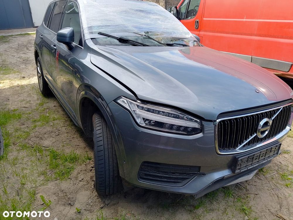 Volvo XC 90 D5 AWD Geartronic Momentum - 1