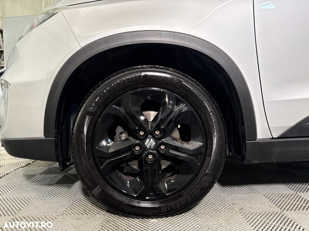 Suzuki Vitara - 14