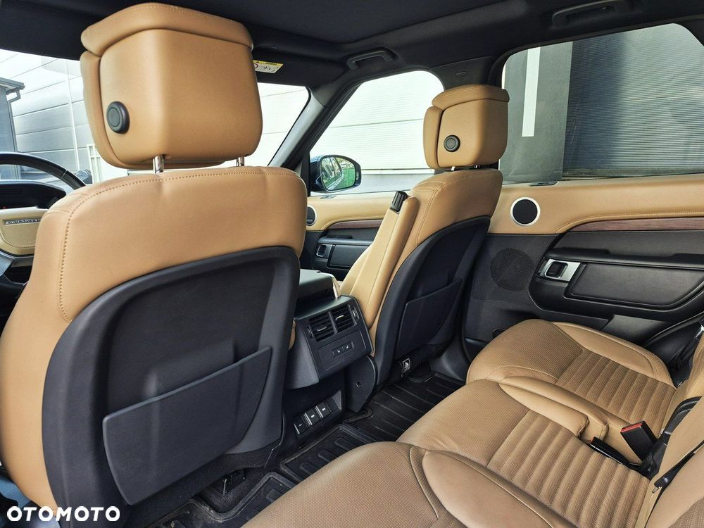 Land Rover Discovery 3.0 D300 mHEV R-Dynamic HSE - 24