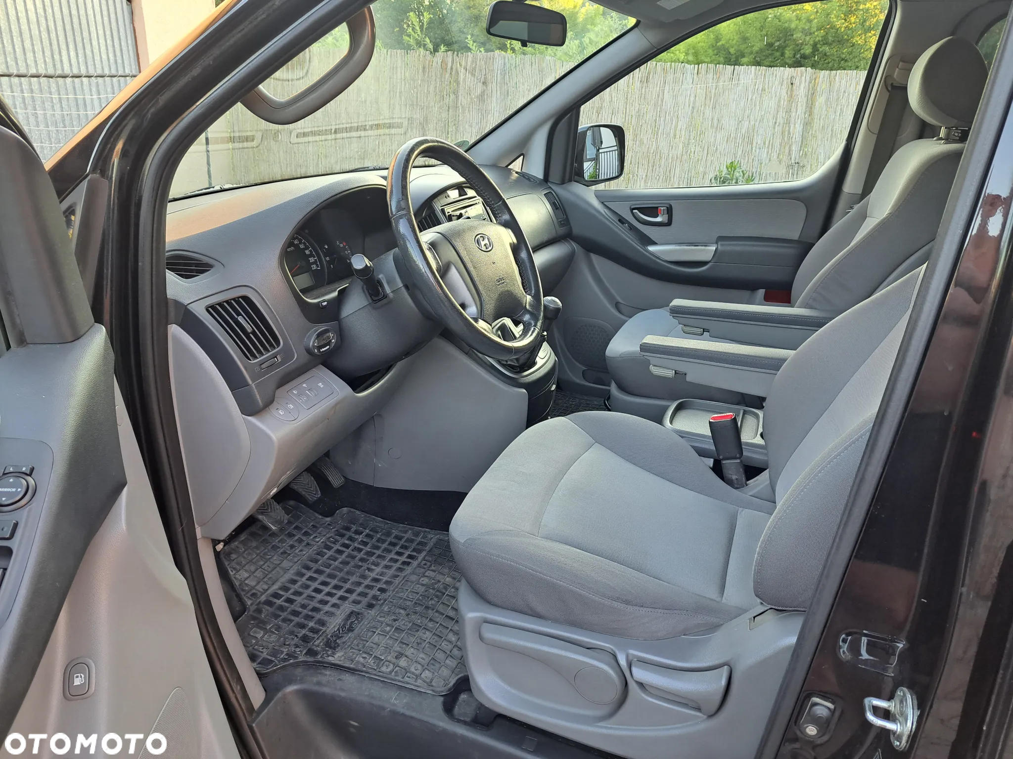 Hyundai H-1 - 8