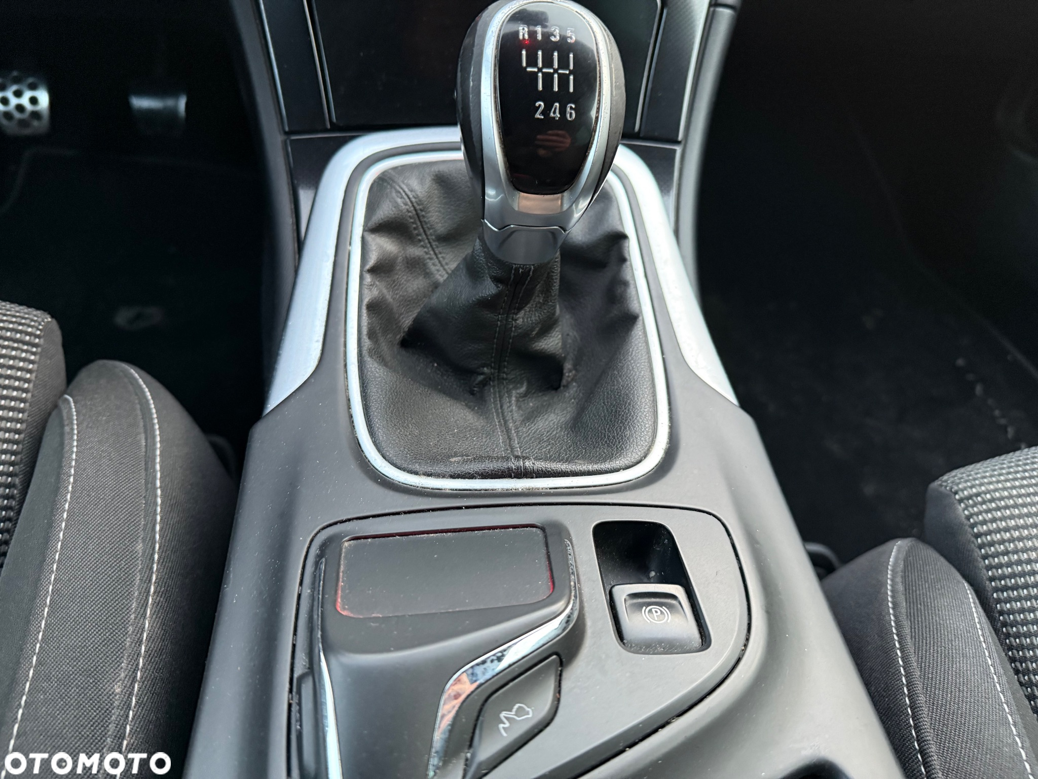 Opel Insignia - 8