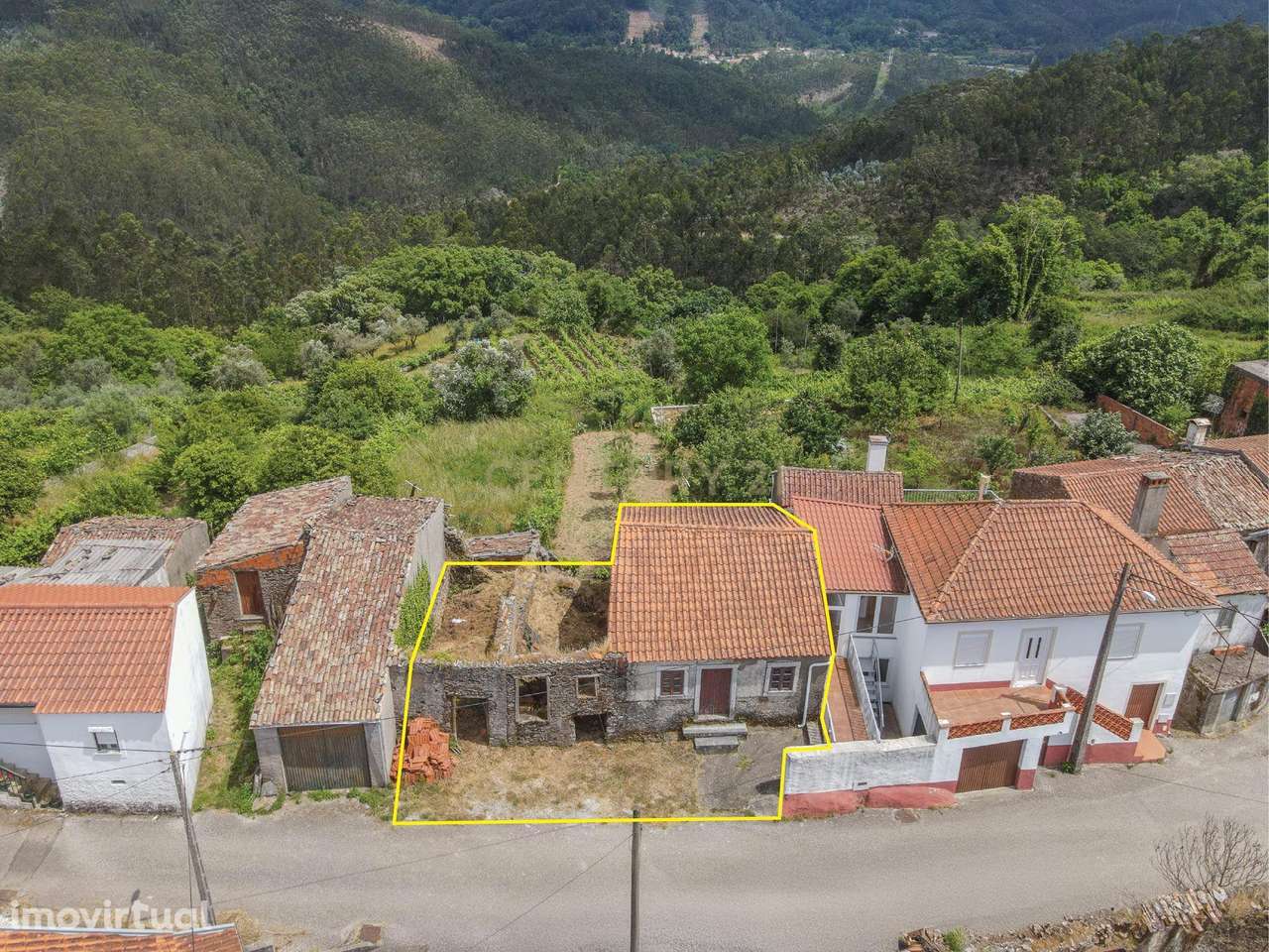 Moradias para Reconstrução em Miranda do Corvo - Grande imagem: 2/19