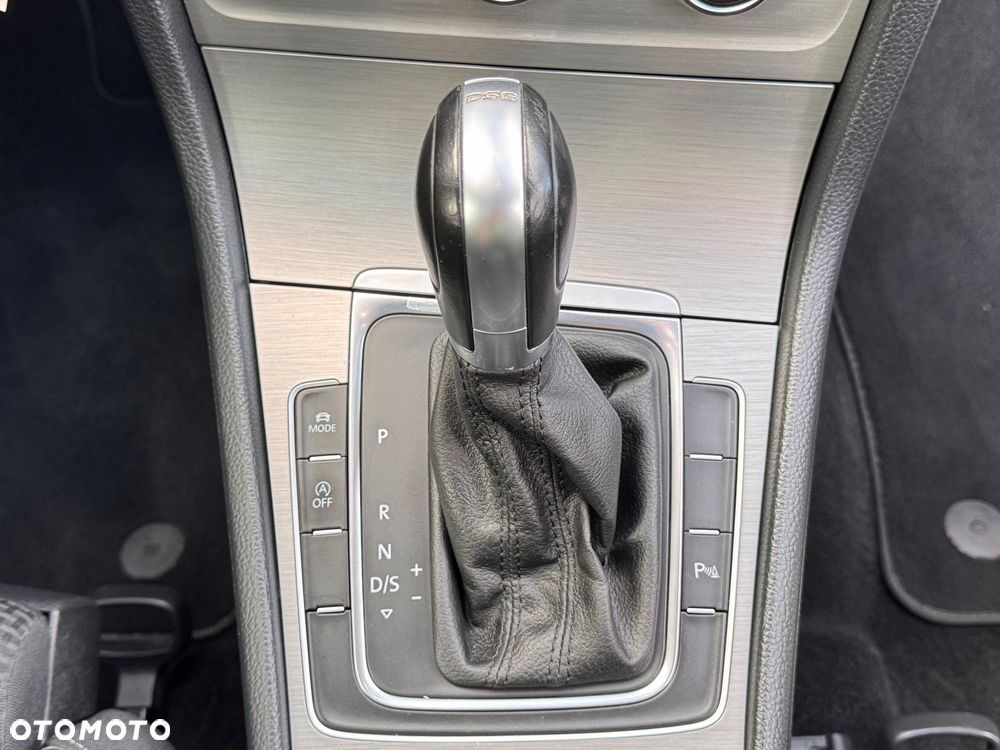 Volkswagen Golf Variant - 38
