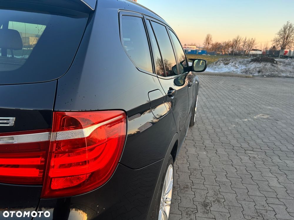 BMW X3 xDrive20d - 23