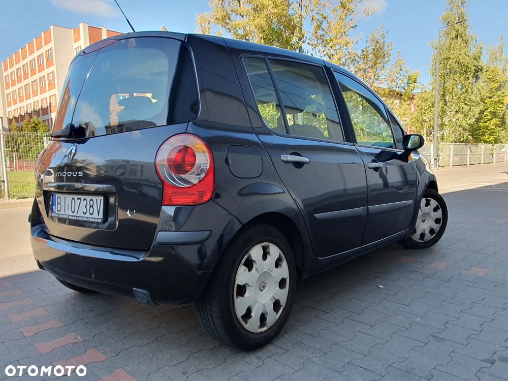 Renault Modus 1.6 16V Dynamique - 10