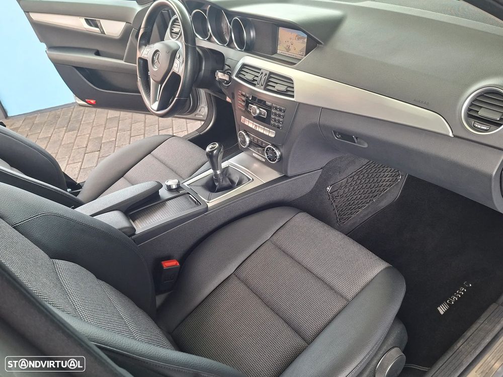 Mercedes-Benz C 220 - 11