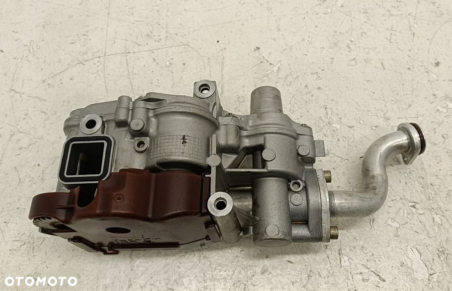 POMPA OLEJU AUDI A6 C6 A8 D3 S5 RS5 RS4 4.2 FSI V8 BVJ CAU 079115103T - 2