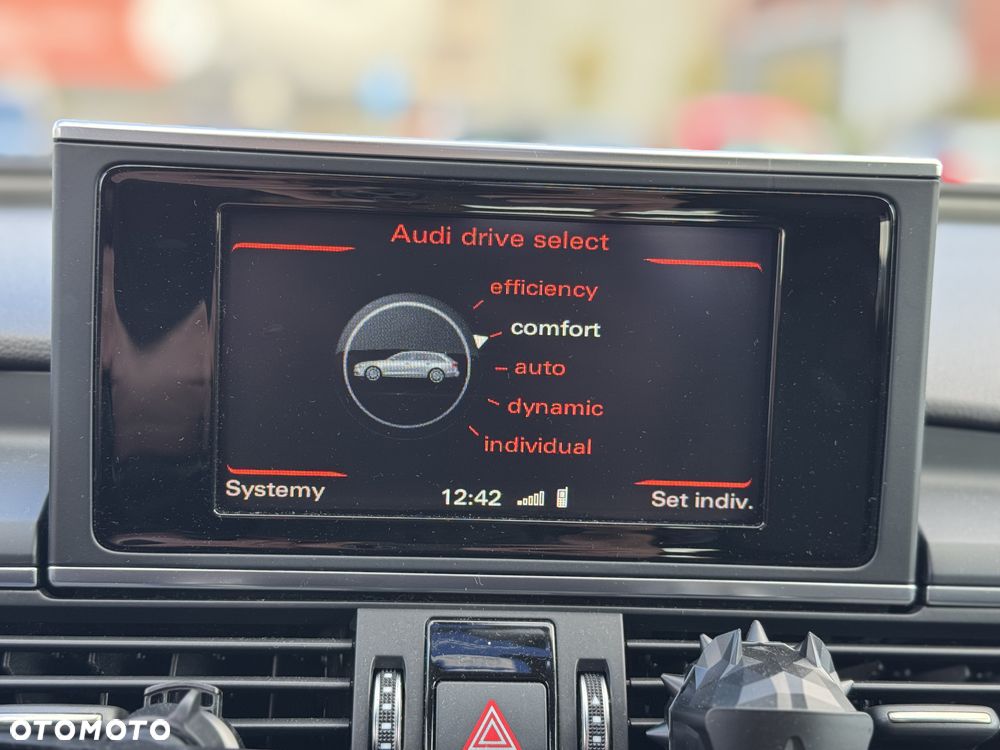Audi A6 Avant - 22
