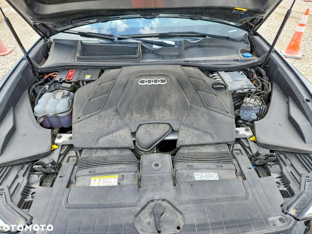 Audi Q8 55 TFSI mHEV Quattro Tiptronic - 13