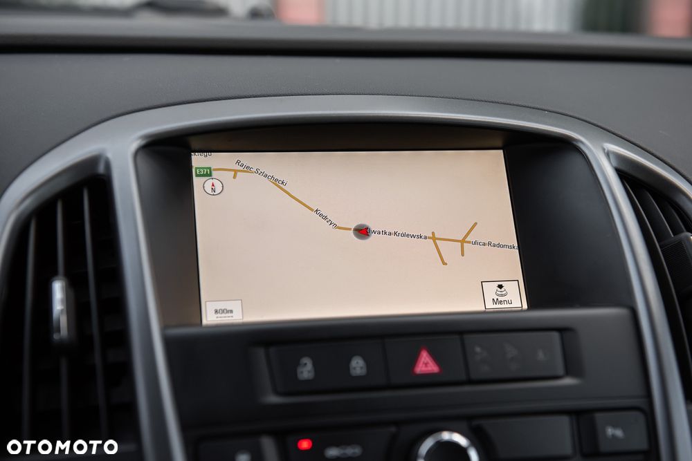 Opel Astra 1.6 CDTI Cosmo - 24