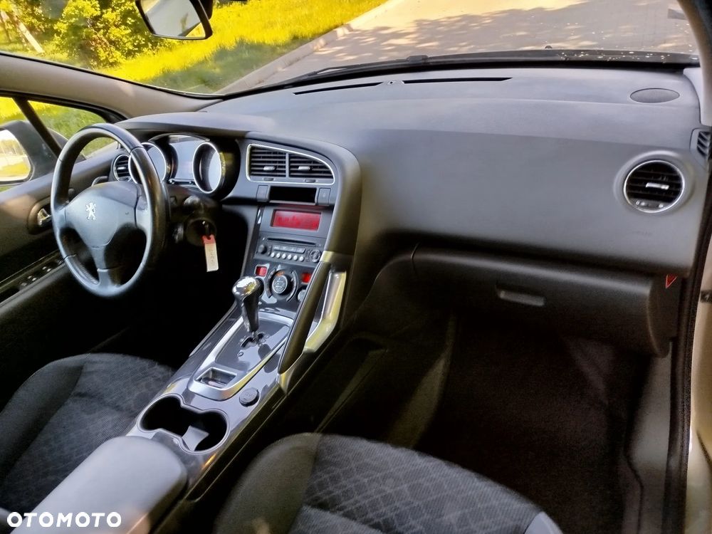 Peugeot 3008 e-HDi 115 ETG6 Stop&Start Active - 29