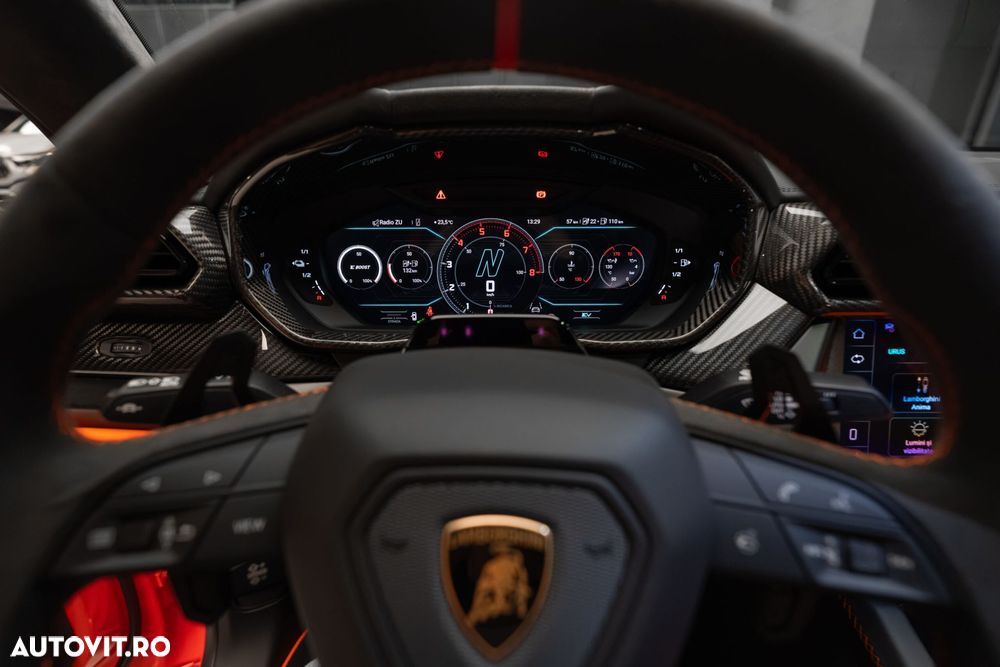 Lamborghini URUS - 20