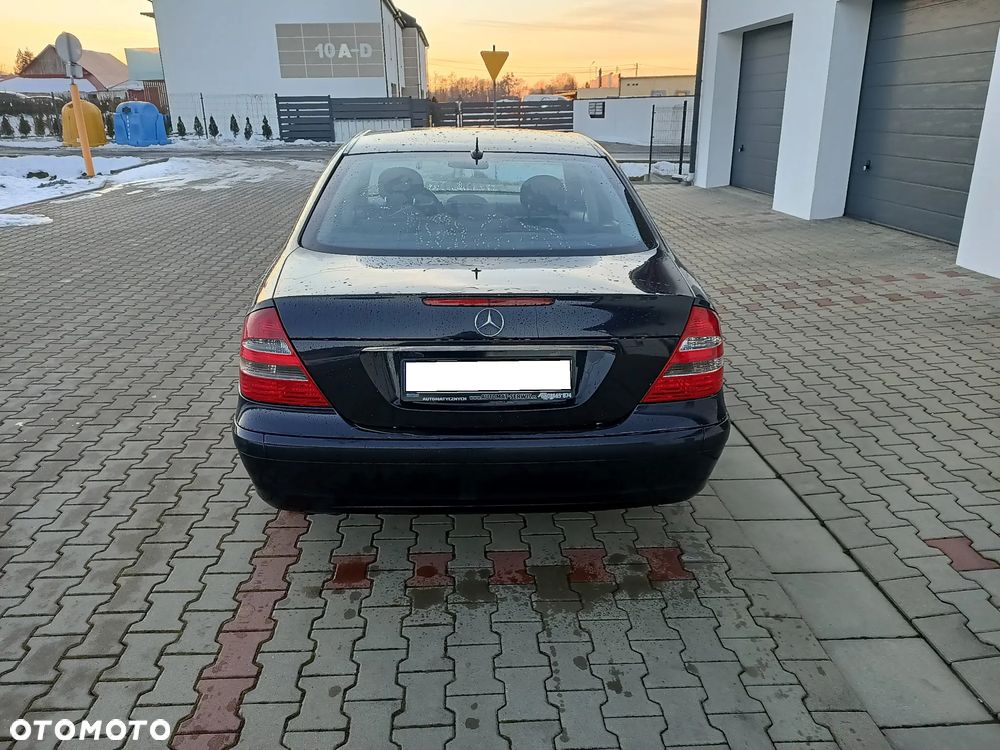 Mercedes-Benz Klasa E - 6