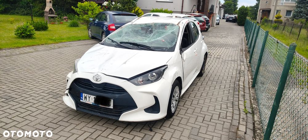 Toyota Yaris 1.0 Active - 3