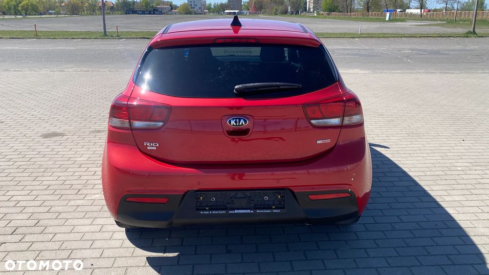 Kia Rio 1.0 T-GDI 100 Dream-Team Edition - 3