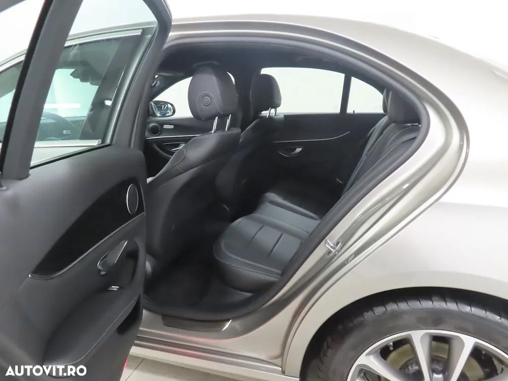 Mercedes-Benz E 200 9G-TRONIC - 6