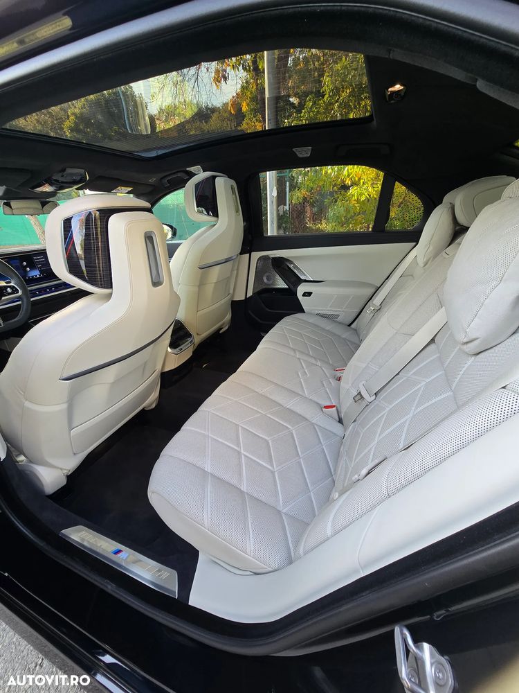 BMW Seria 7 - 7