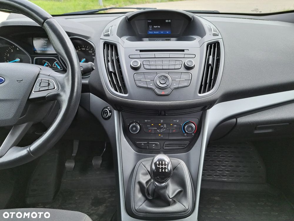 Ford Kuga - 21