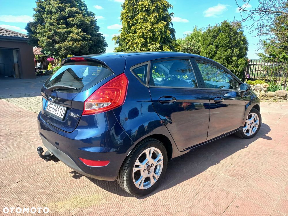 Ford Fiesta 1.25 Champions Edition - 4