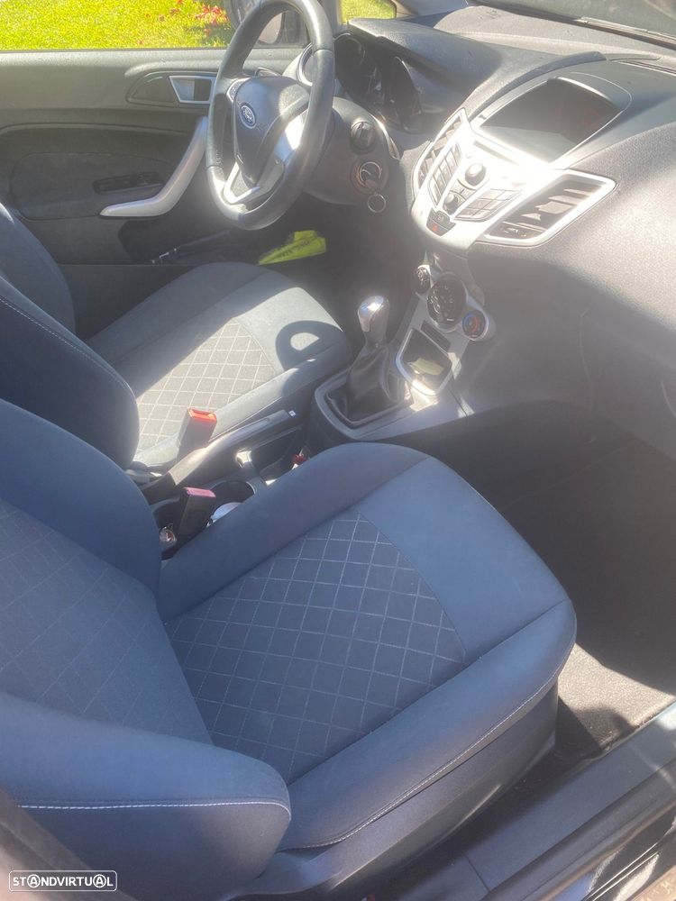Ford Fiesta 1.4 TDCI Techno 104g - 7