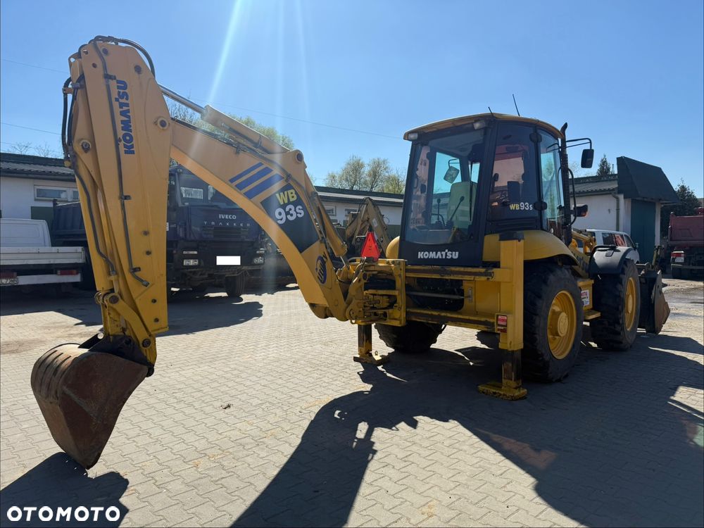 Komatsu WB 93S-5E0 - 4