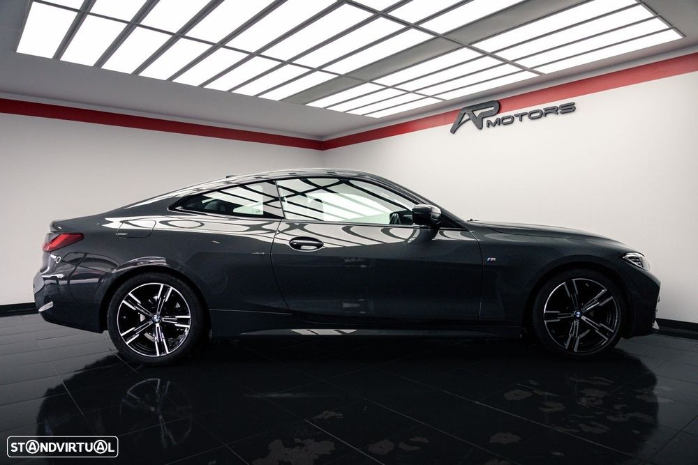 BMW 420 d Desportiva M Auto - 13