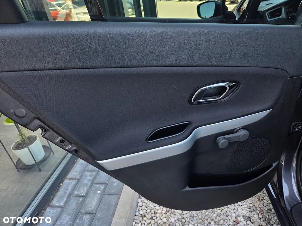 Kia Ceed 1.6 CRDi M - 35