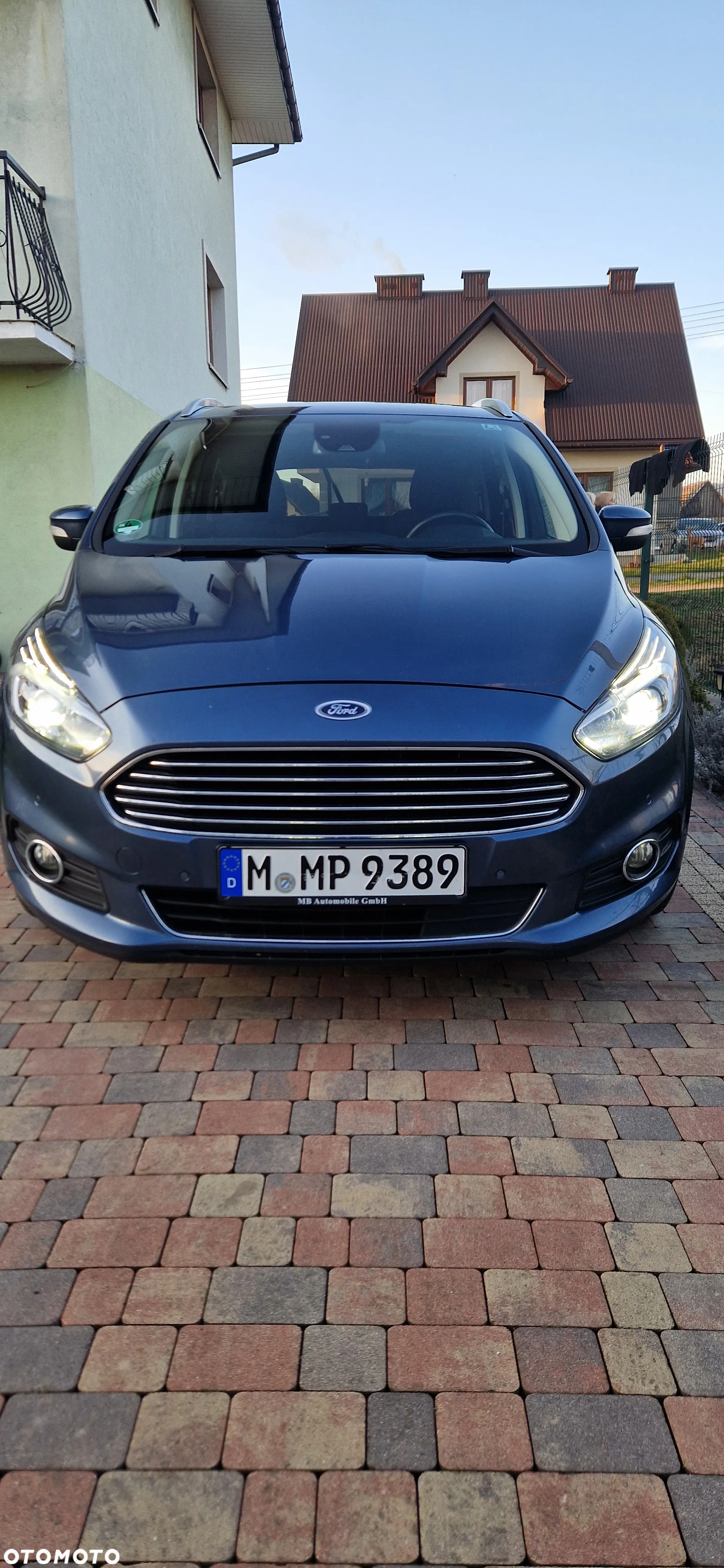Ford S-Max 2.0 EcoBlue Titanium - 2