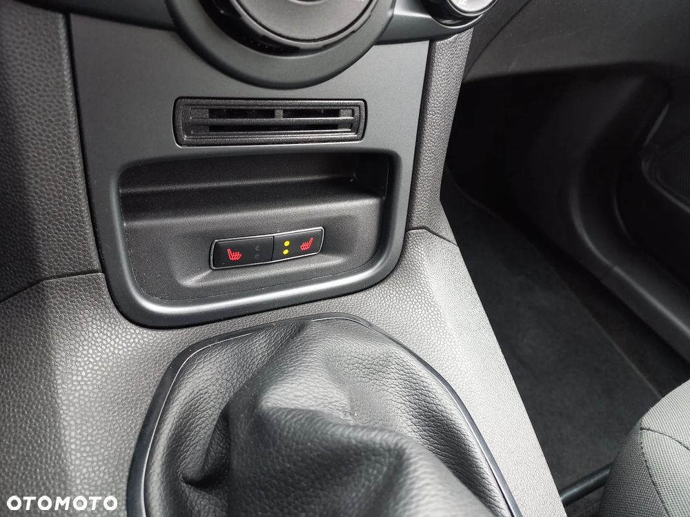 Ford Fiesta 1.0 Ambiente - 25