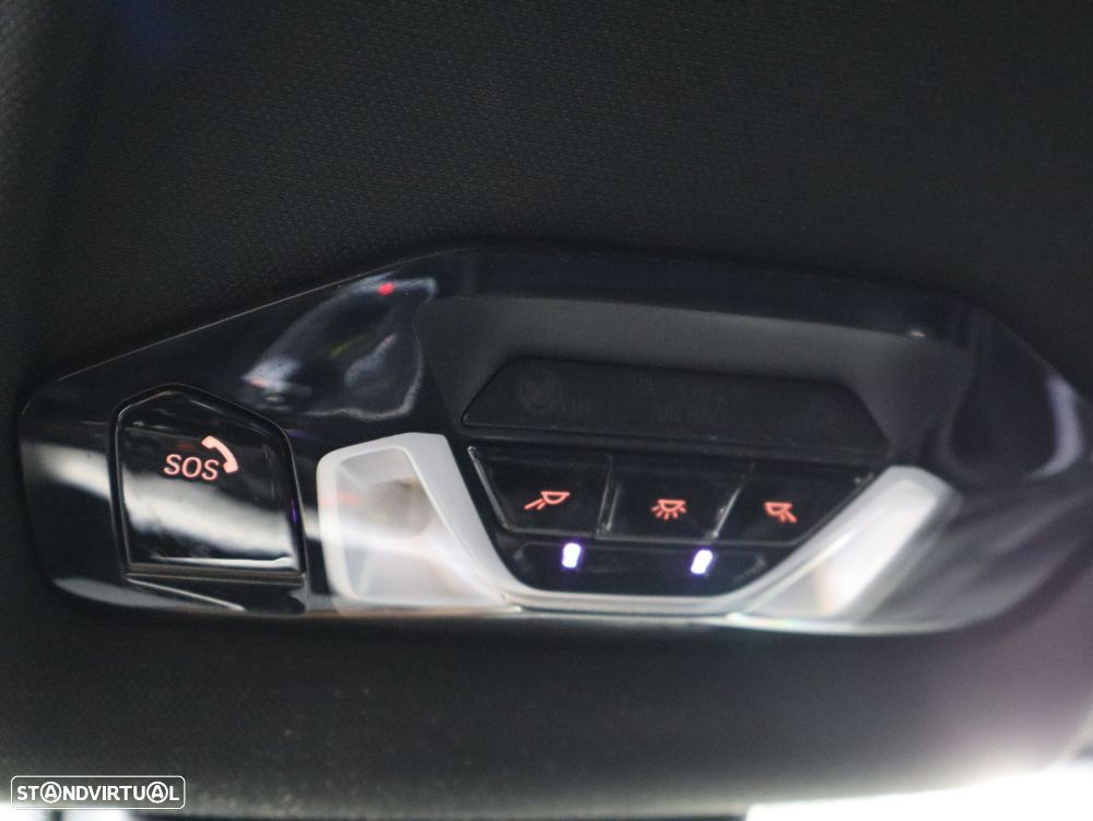 BMW 118 i Pack Desportivo M Auto - 12