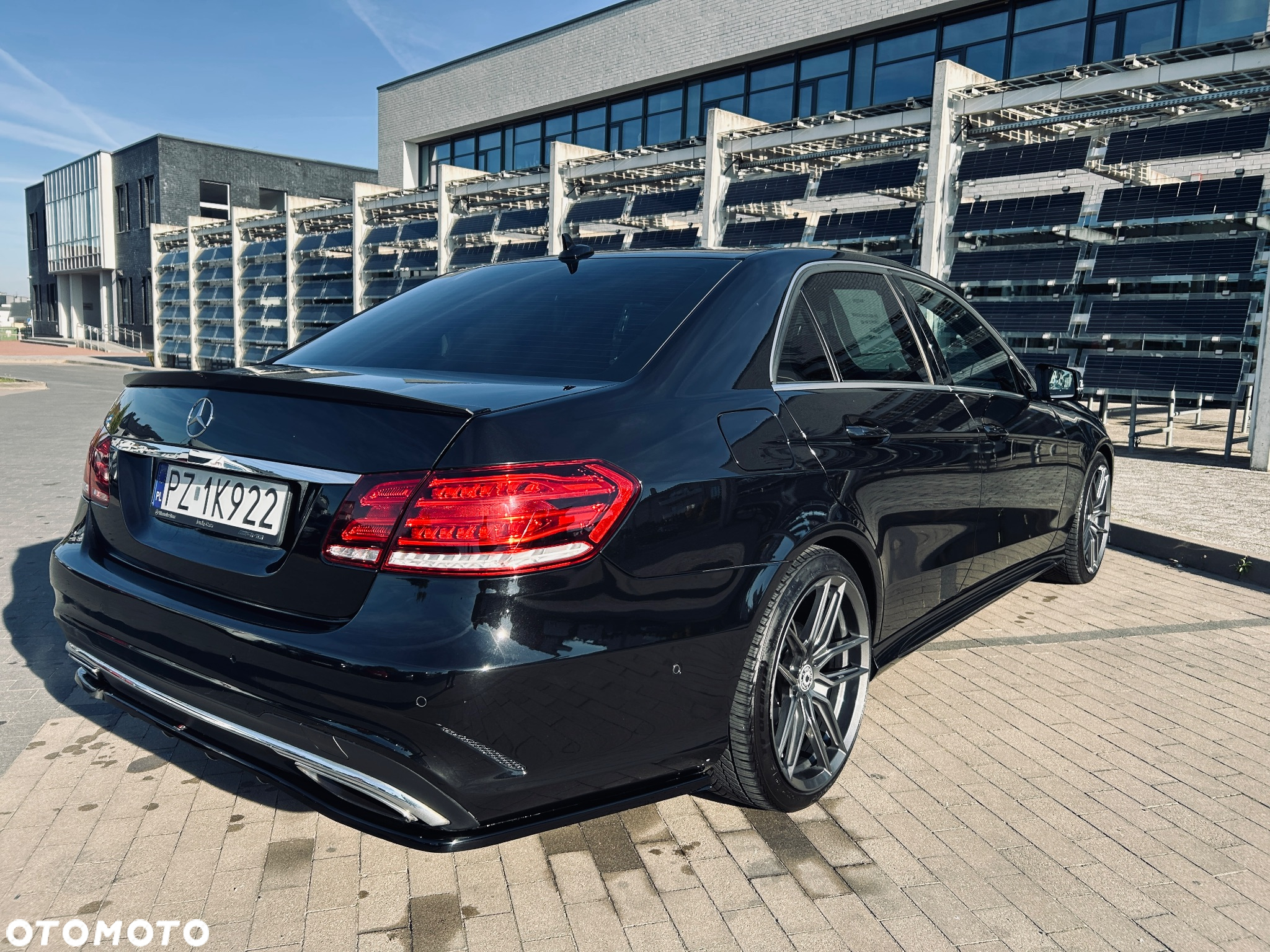 Mercedes-Benz Klasa E 200 CGI BlueEFFICIENCY Automatik Avantgarde - 7